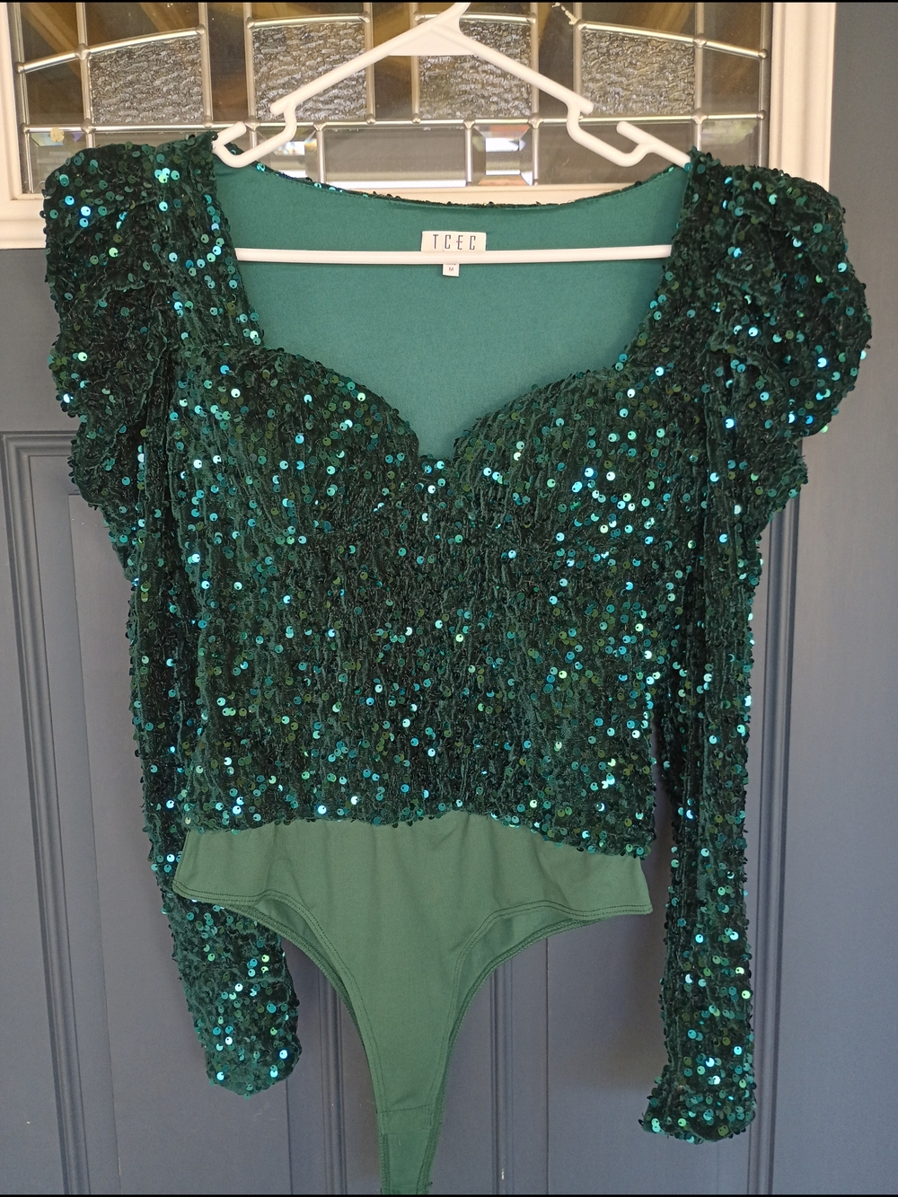 TCEC Emerald Green  Sequin Bodysuit Sweetheart Neckline Puff Slvs Sewn In Cups M